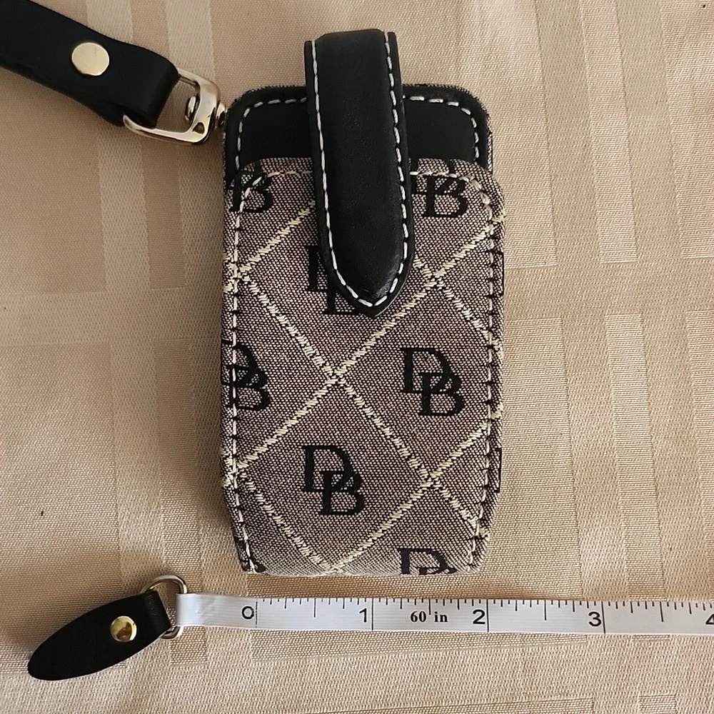 Vintage Dooney & Bourke Phone Case With Removable Strap